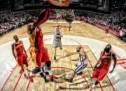 九游体育-锡安展现巨星价值，国王关键战突围掘金