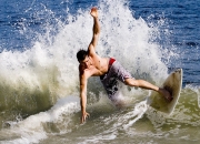 九游体育直播-跨越大陆的传奇一夜，玻利维亚险胜哥伦比亚，莱奥在NBA总决赛接管比赛