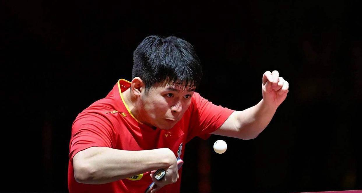 日本乒乓球队鏖战韩国乒乓球队，王皓高光表现