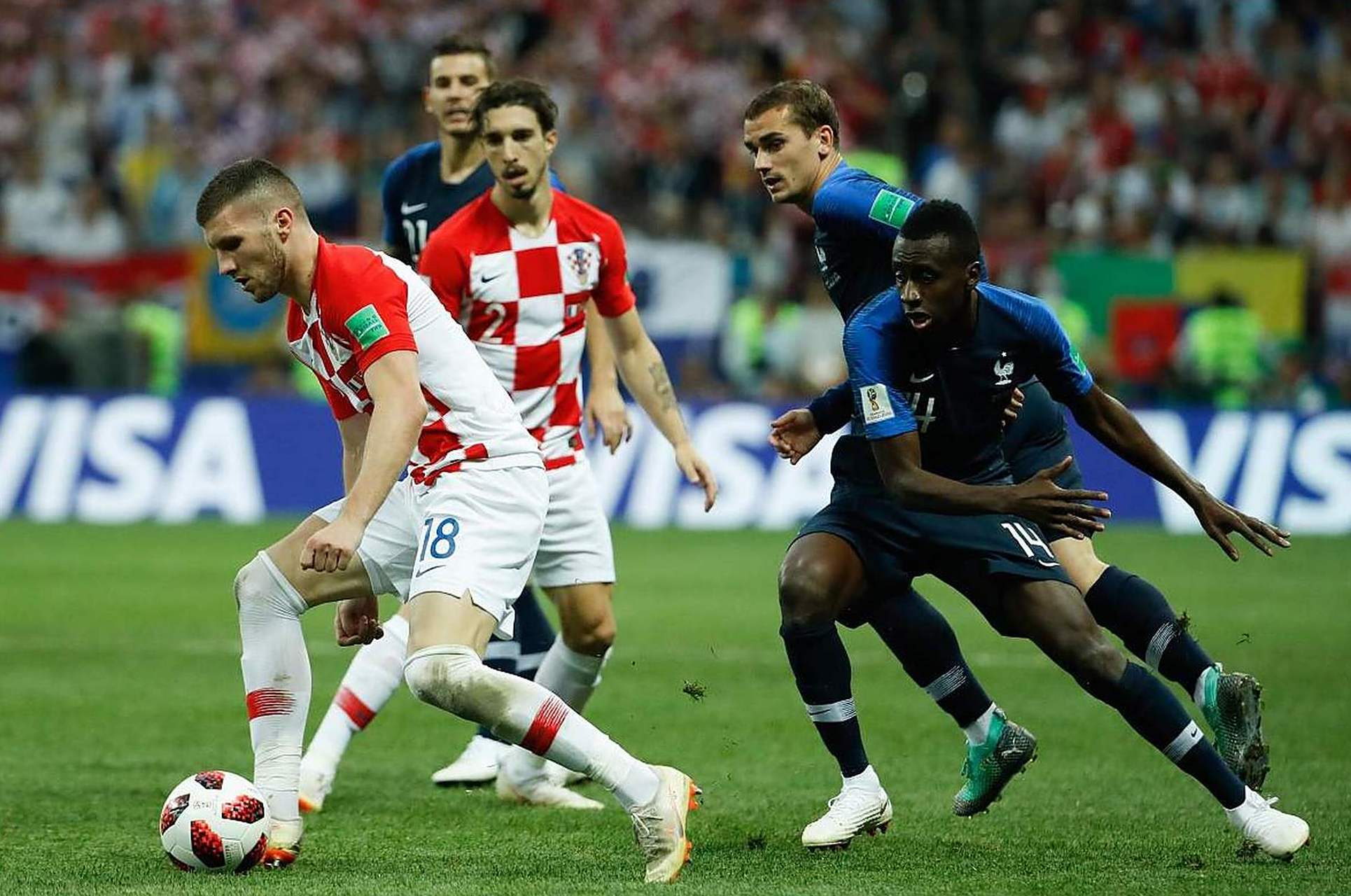 包含克罗地亚艰难战平克罗地亚,欧预赛小组赛不利的词条 包含克罗地亚艰难战平克罗地亚,欧预赛小组赛不利的词条