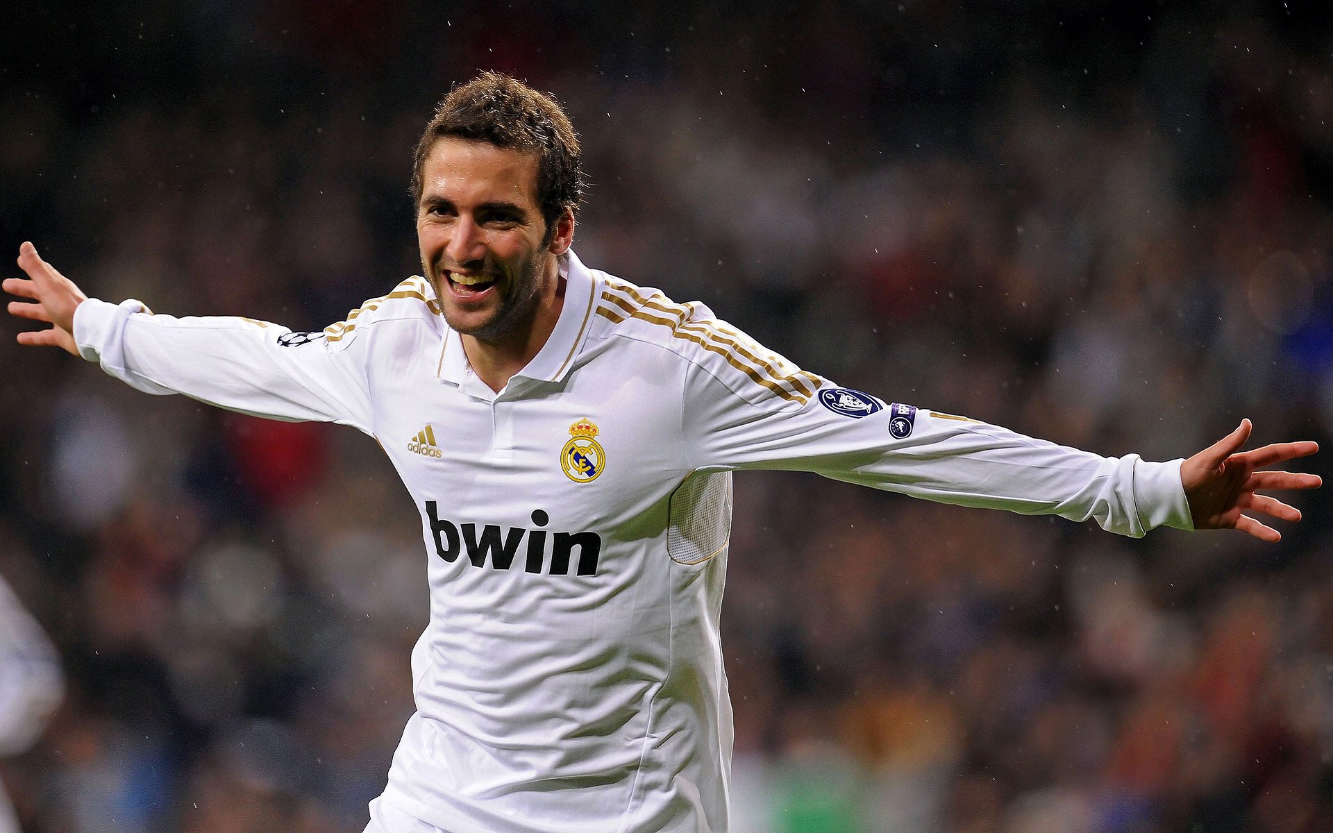 欧冠决赛焦点战，奥地利血拼皇家社会