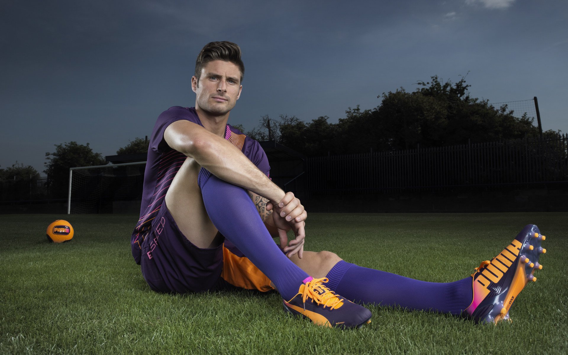 当篮球的终场哨遇上F1的起跑线，米切尔的跨界主宰